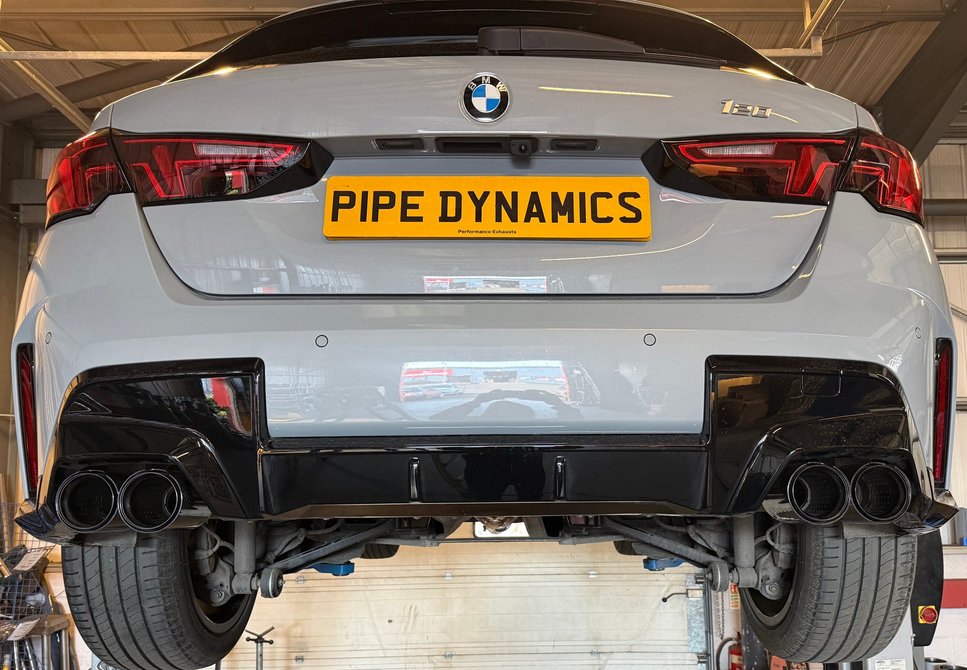 F70 I20I EXHAUST