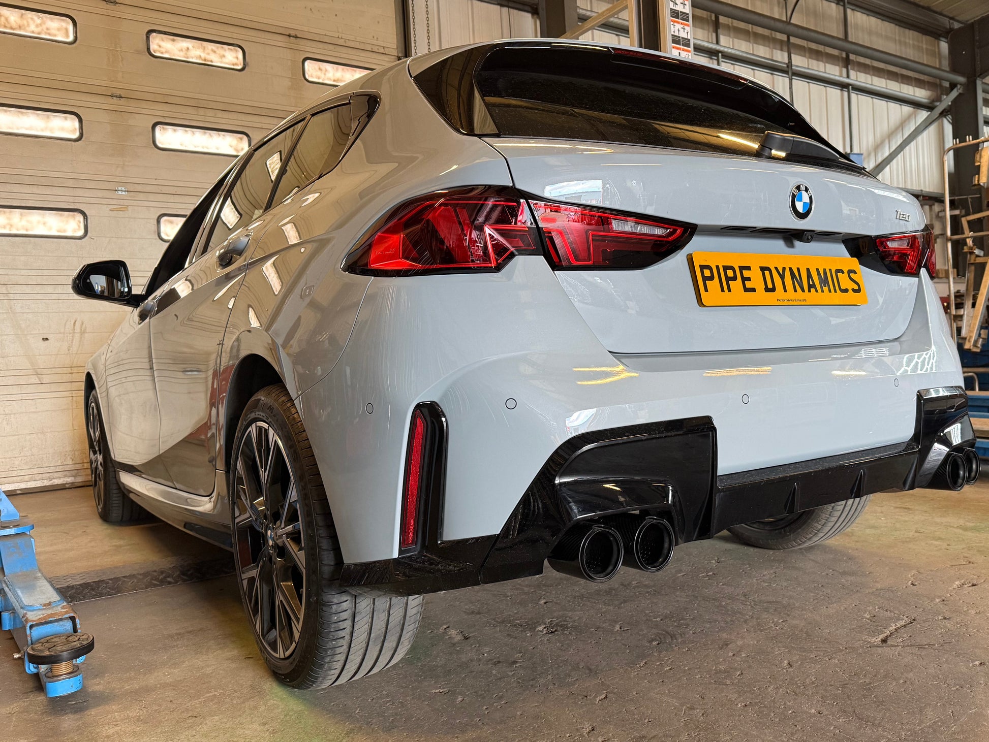 F70 120I EXHAUST